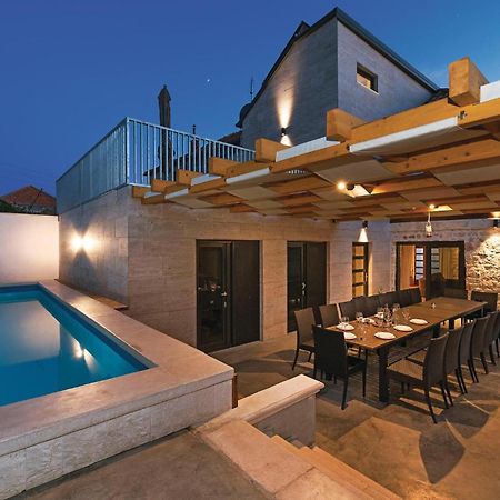 9 Bedroom Lovely Home In Kaprije Exterior photo