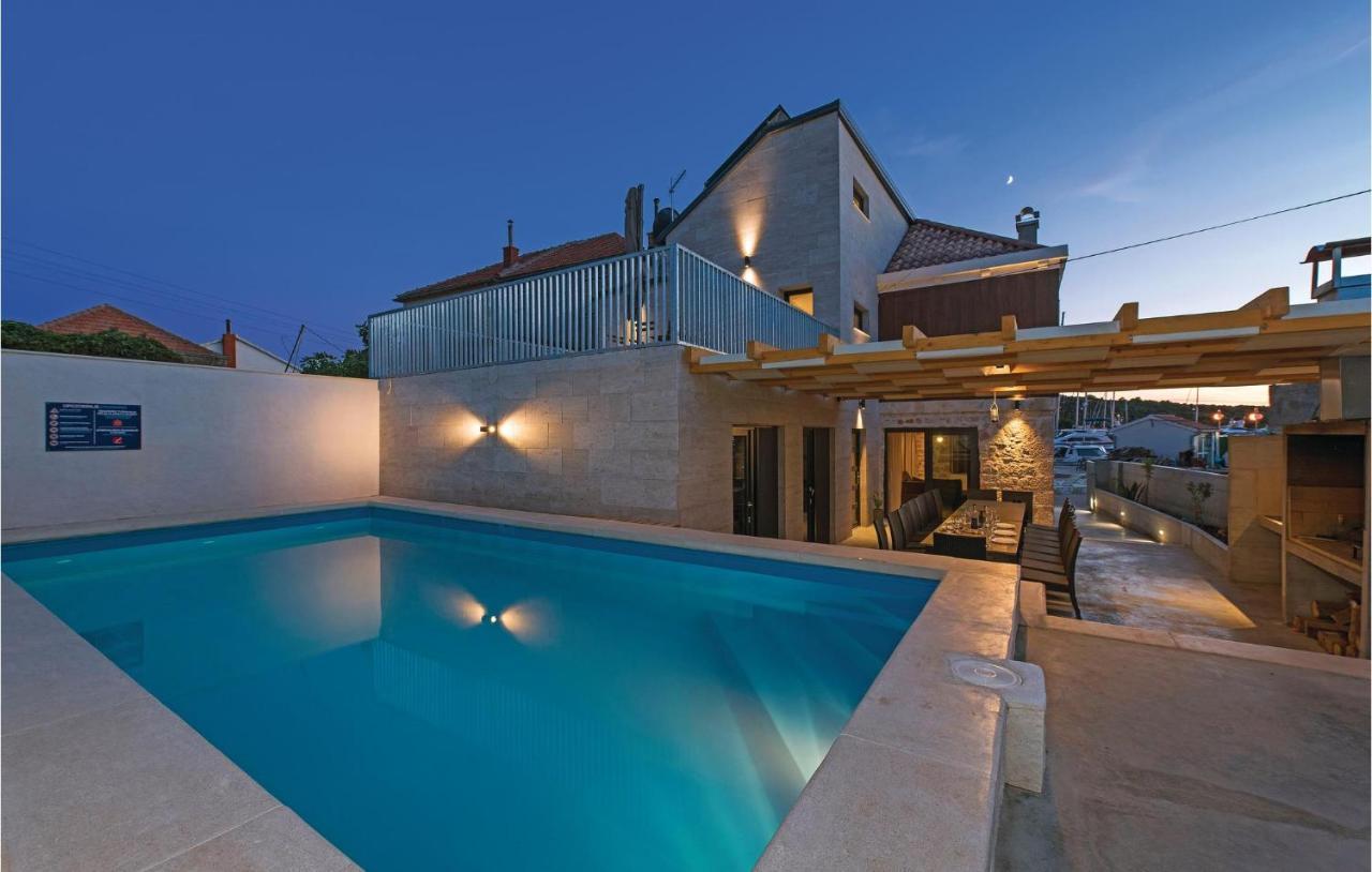 9 Bedroom Lovely Home In Kaprije Exterior photo